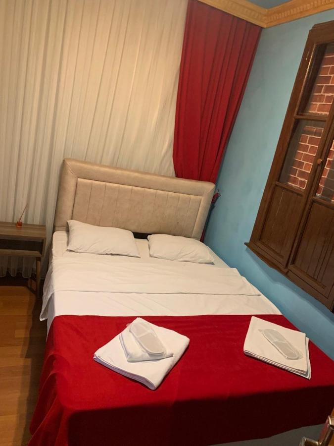 Балат Гостевой Дом Bed & Breakfast Istanbul Exterior photo