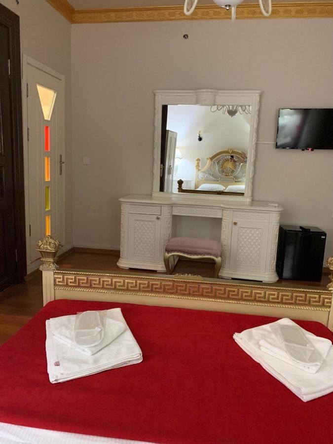 Балат Гостевой Дом Bed & Breakfast Istanbul Exterior photo